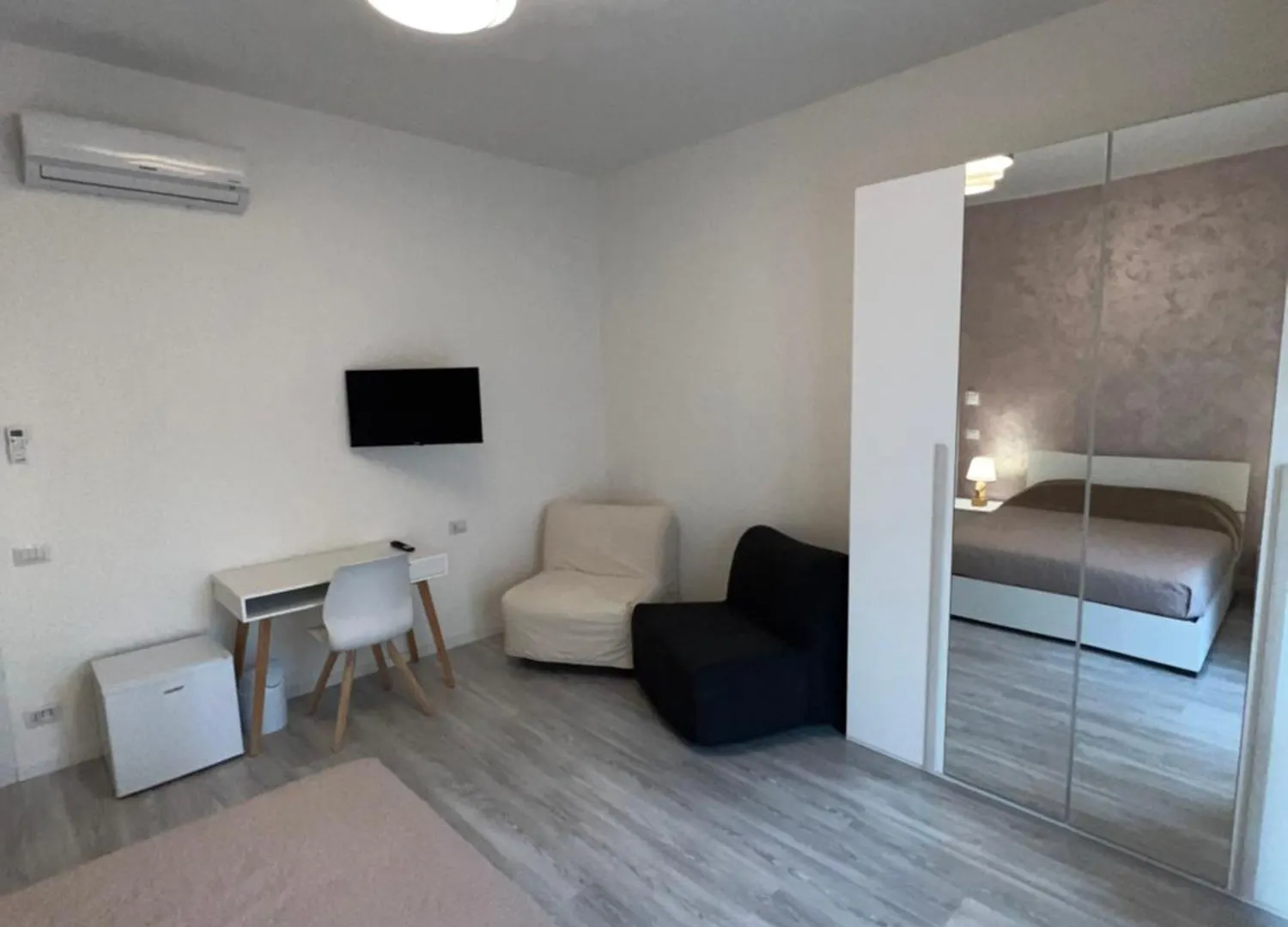 Casa Vacanza Natasha Como Guest house